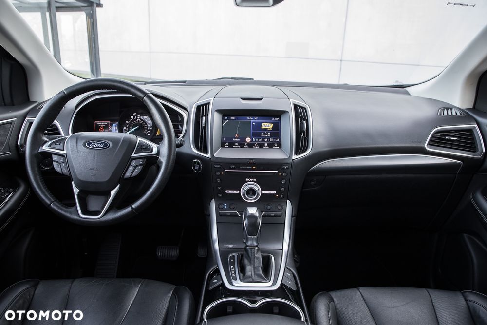 Ford Edge - 34