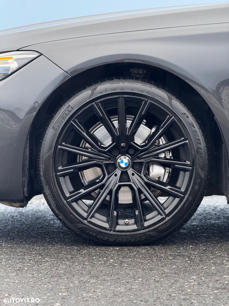 BMW Seria 7 730Ld xDrive MHEV - 33