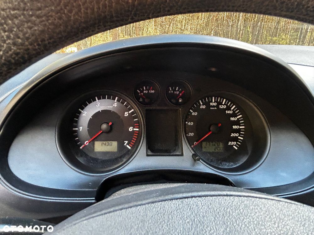 Seat Ibiza 1.4 16V Signo - 8