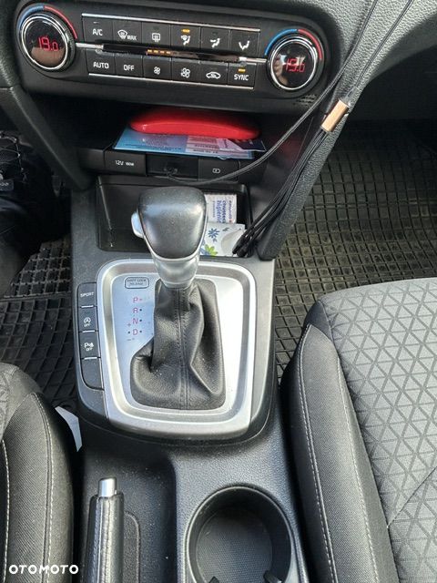 Kia Ceed - 16