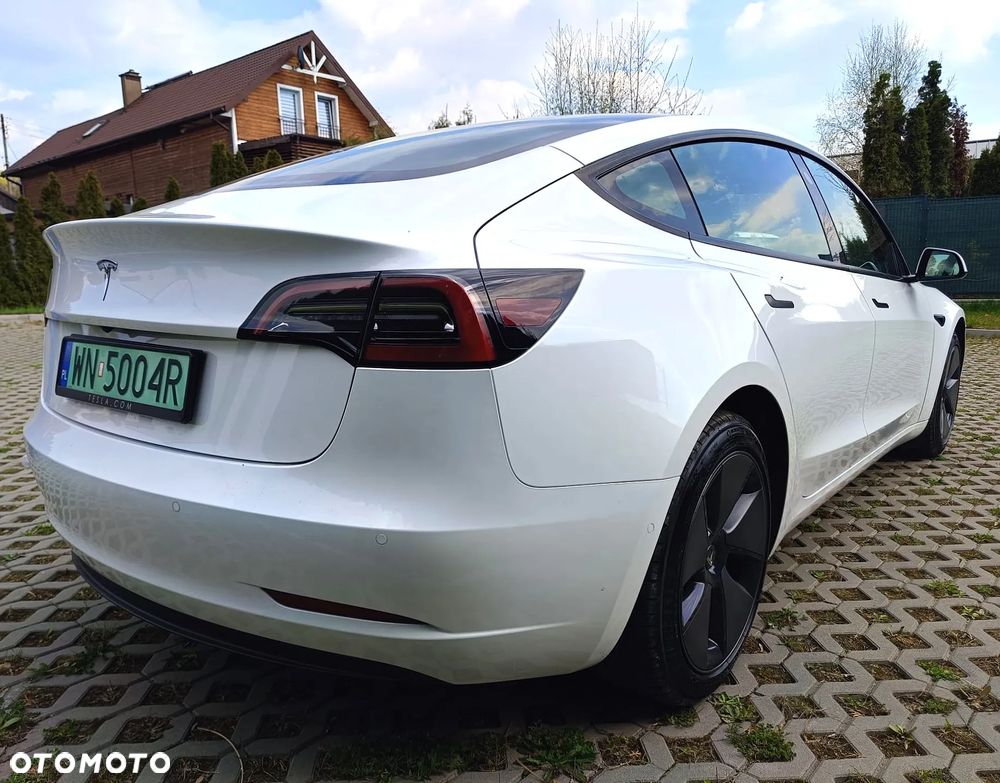 Tesla Model 3 - 33