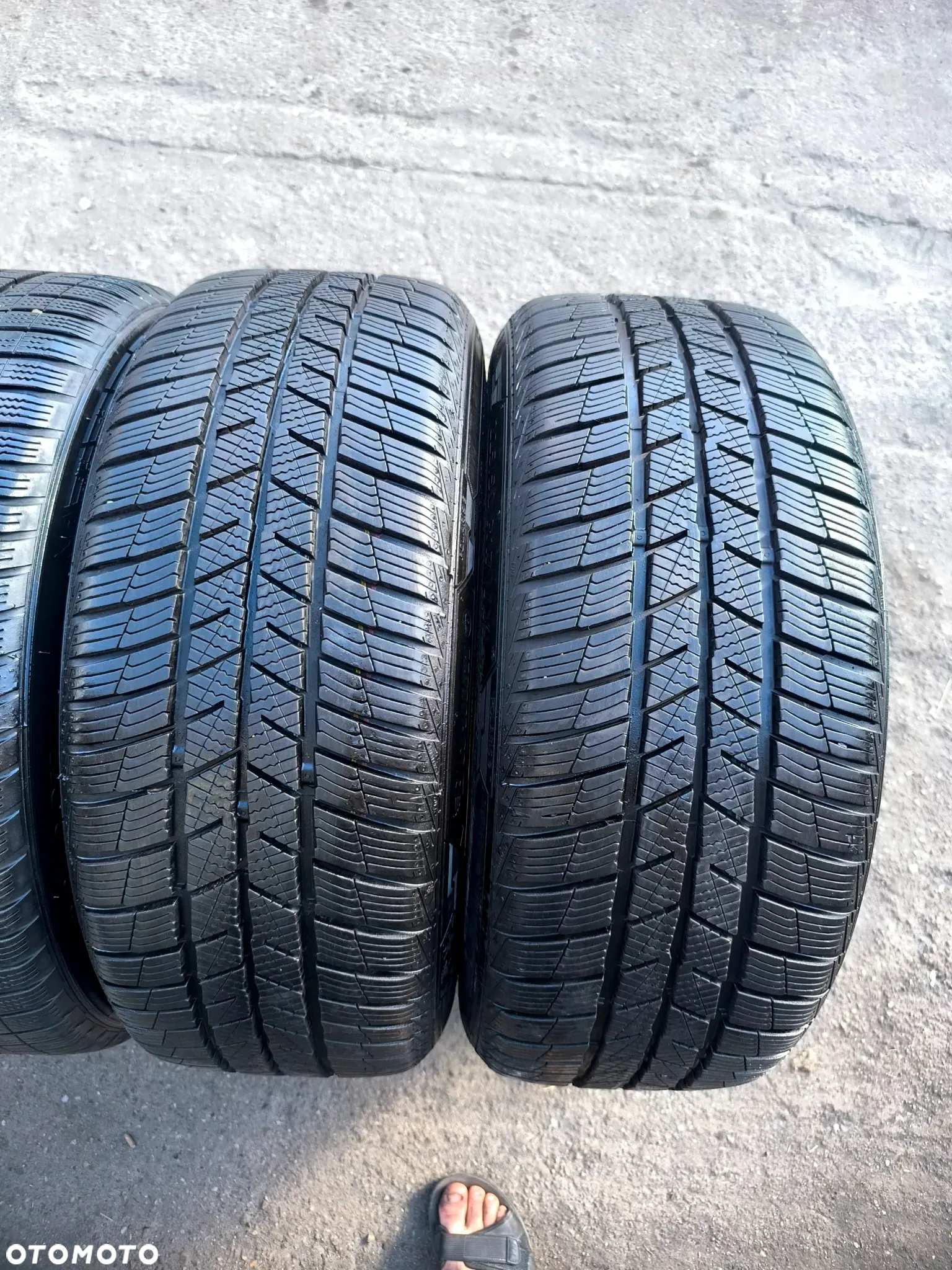 225/50R17 98H Opony Zimowe Zima HANKOO WINTER I*CEPT EVO2 5,5mm 21r. BARUM POLARIS 5 7,5mm 24r. Legnica ALU-RAD 225/50 - 3