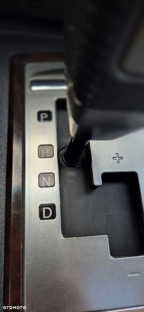 Mitsubishi Pajero - 23