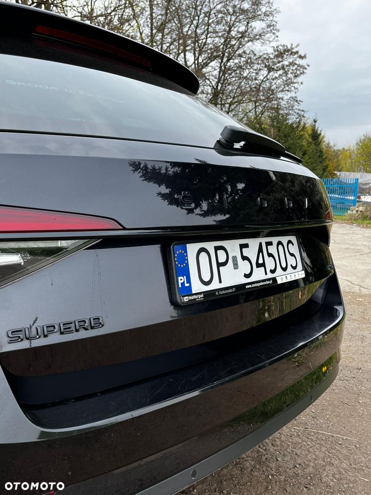 Skoda Superb 2.0 TDI SCR 4x4 Sportline DSG - 31