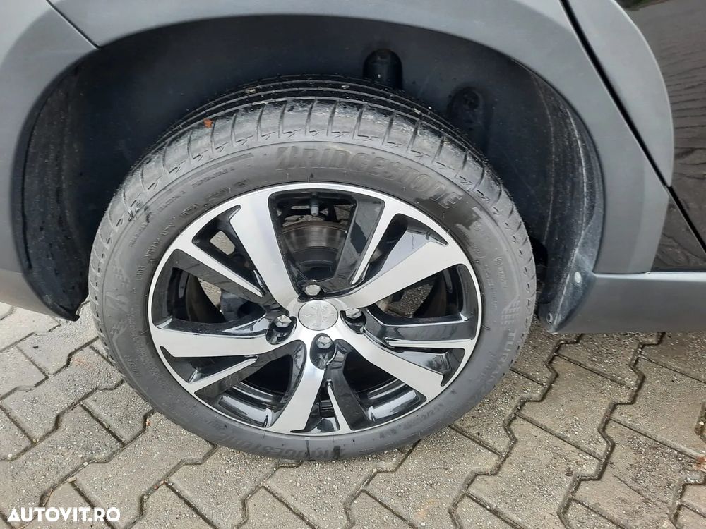 Peugeot 2008 PureTech 130 Stop&Start GT-Line Edition - 14