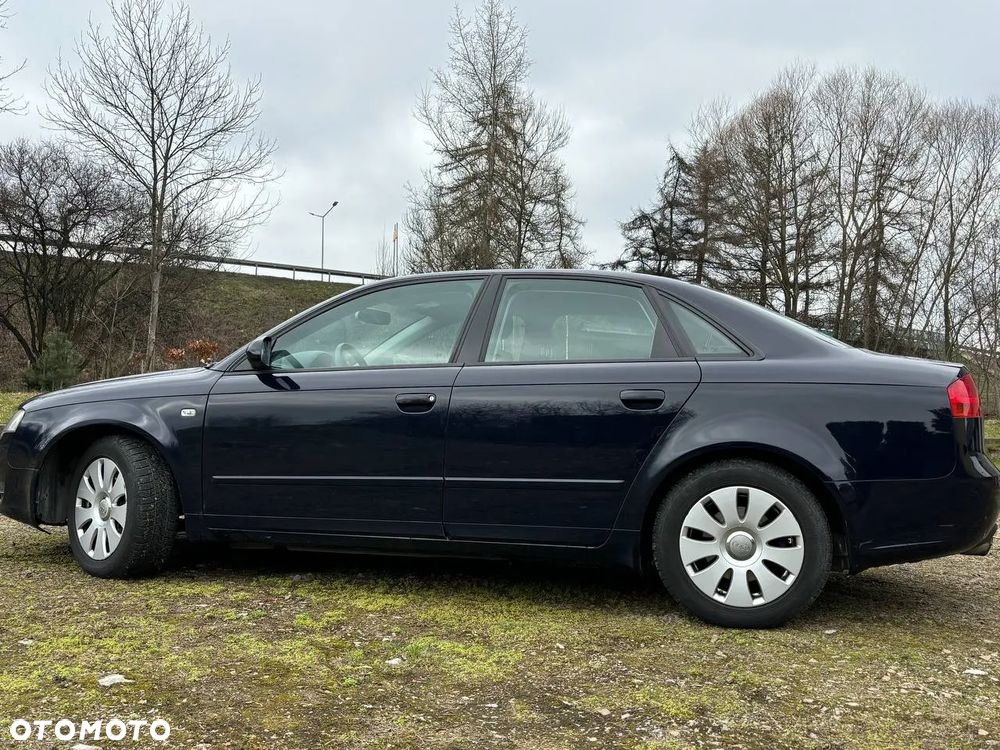 Audi A4 Avant 2.0T FSI - 4