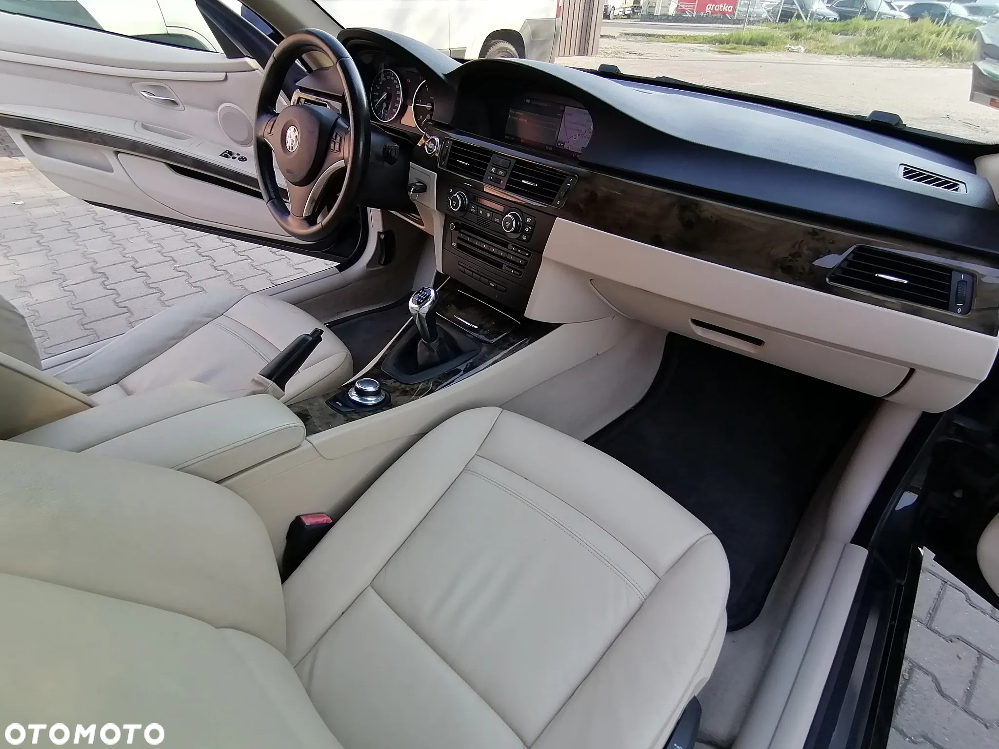 BMW Seria 3 320d Coupe - 18