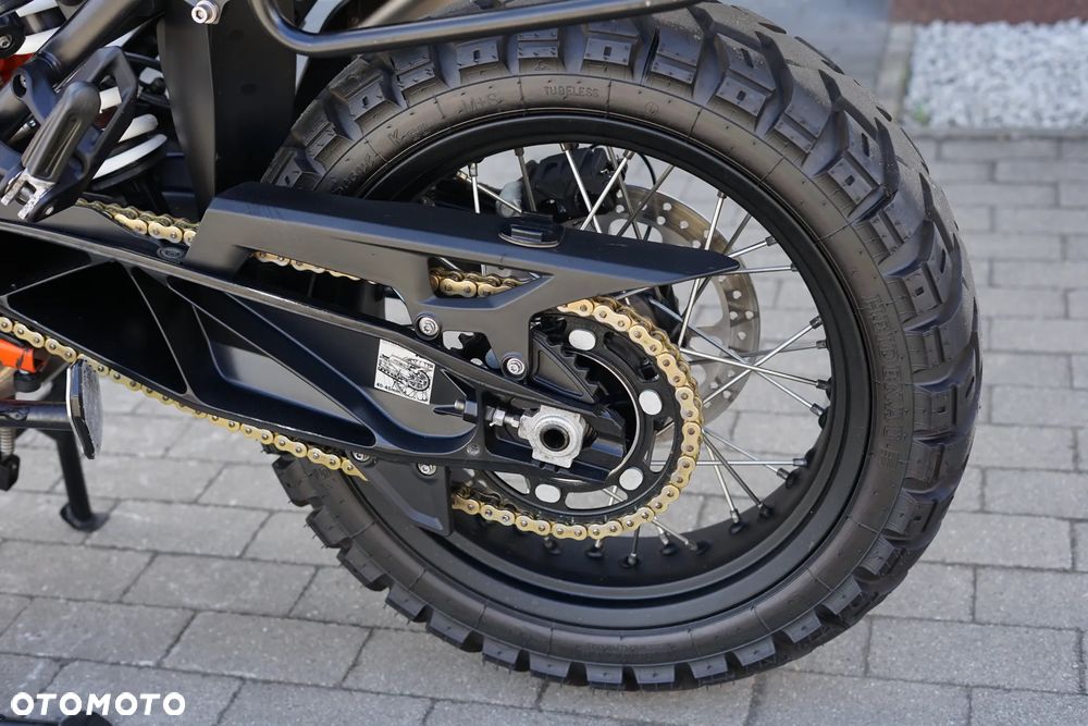 KTM Super Adventure - 26