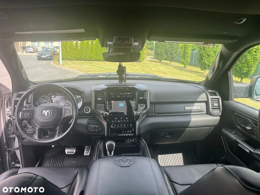 Dodge RAM 1500 5.7 4x4 - 11