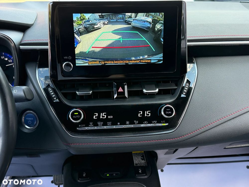 Toyota Corolla 2.0 Hybrid Executive - 16