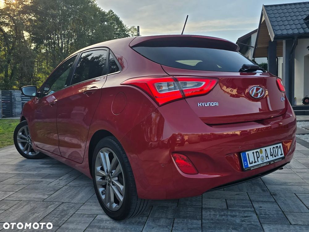 Hyundai i30 blue 1.6 GDI Passion - 17