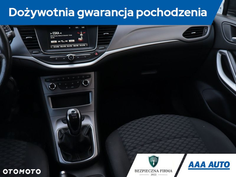 Opel Astra - 9
