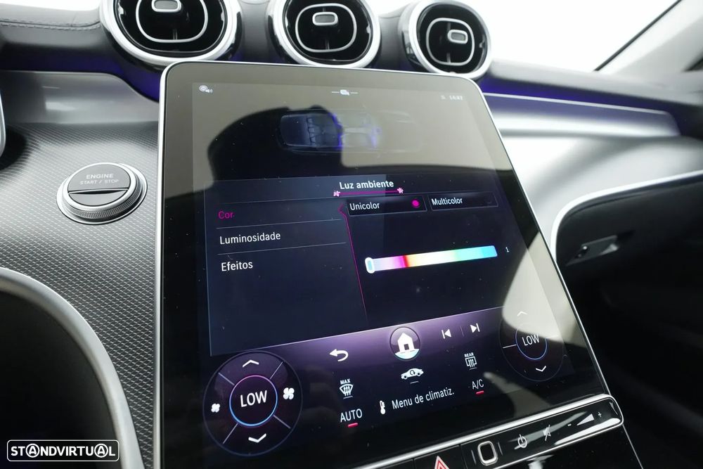 Mercedes-Benz C 300 e AMG Line - 18