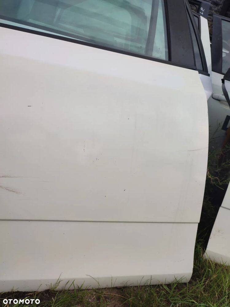 Skoda Fabia II 2 HB drzwi prawe tył tylne kolor 1026 - 3