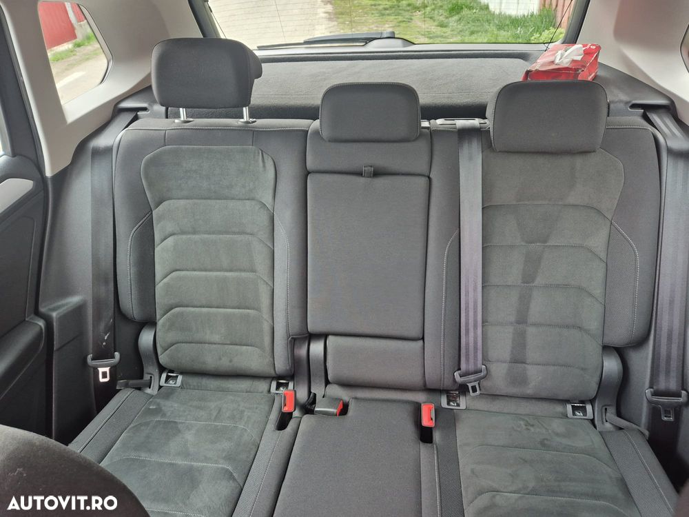 Volkswagen Tiguan 2.0 TDI 4Mot DSG Comfortline - 6
