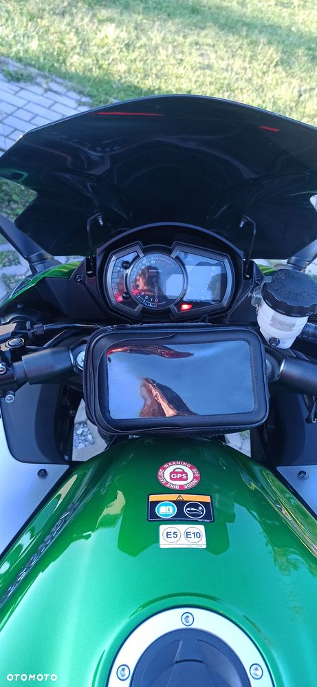 Kawasaki Ninja 1000 SX - 6