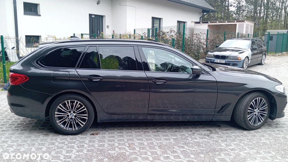 BMW Seria 5 540i xDrive - 7