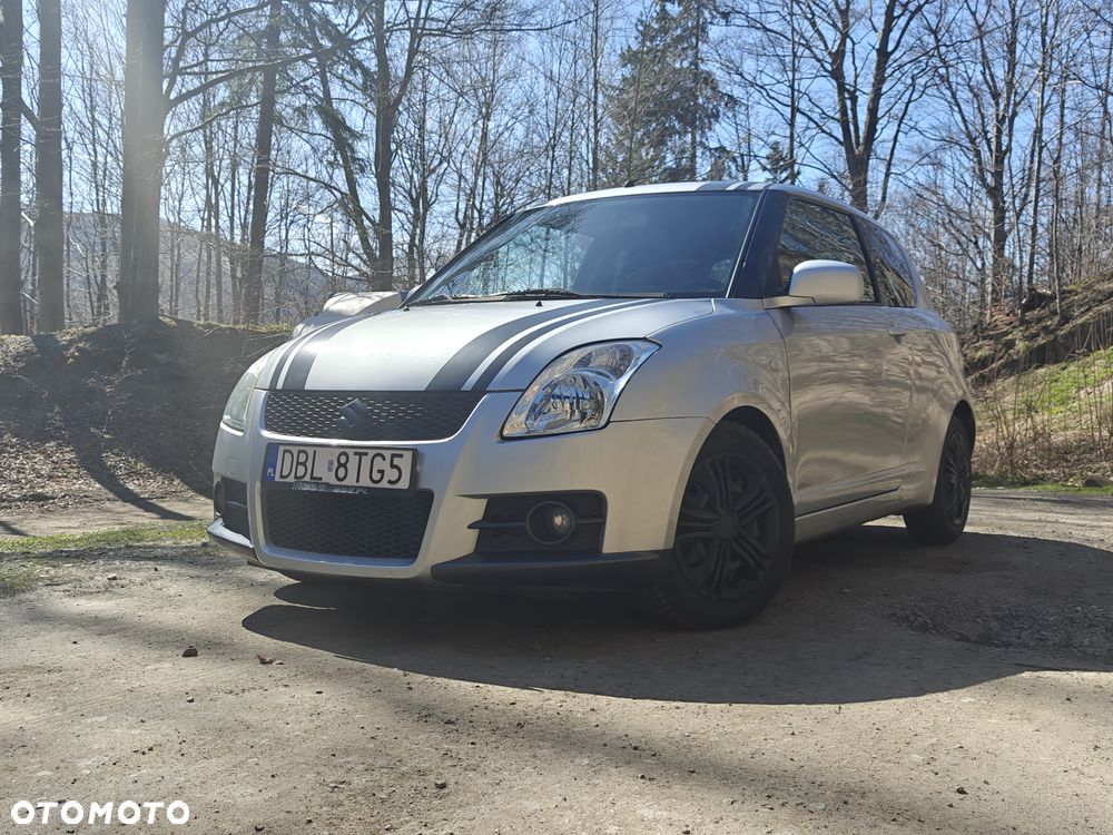 Suzuki Swift - 1