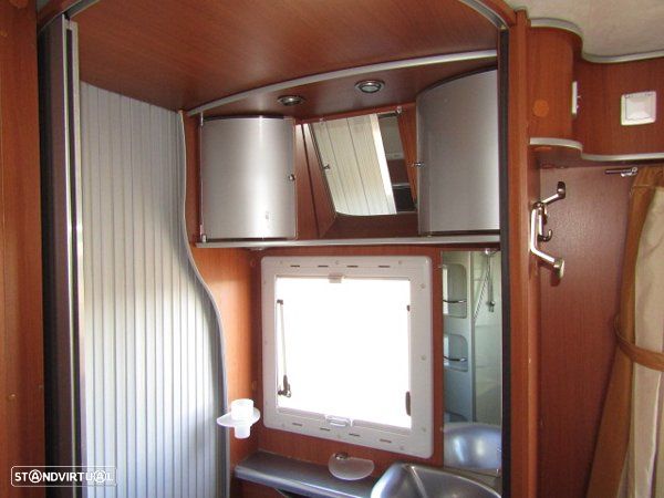McLouis Tandy CAMA CENTRAL C/ EXTRAS - 27