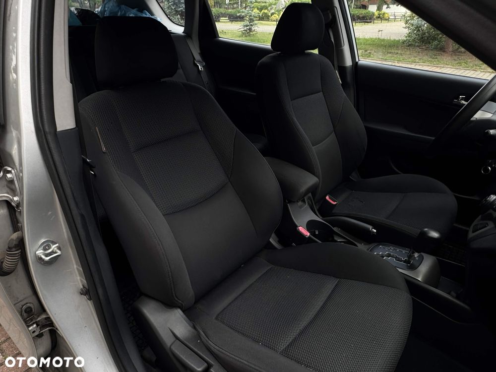 Hyundai i30 1.6 Comfort - 25