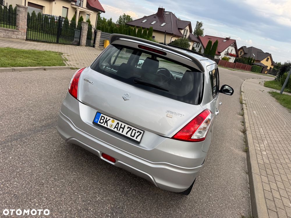 Suzuki Swift - 12
