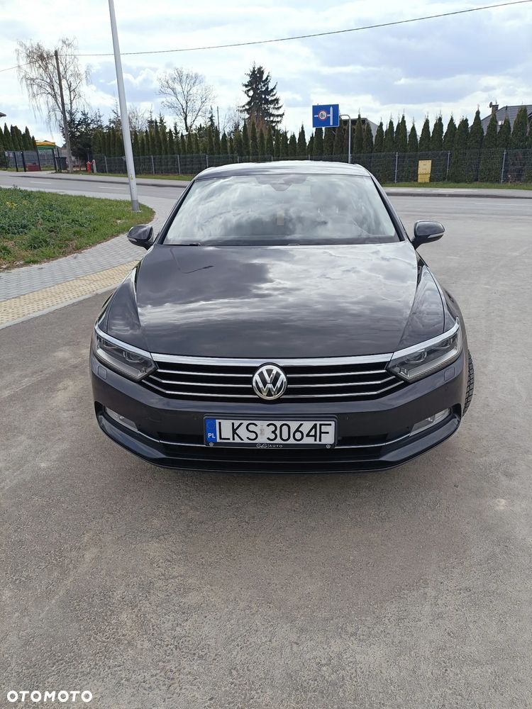 Volkswagen Passat 2.0 TDI SCR Comfortline DSG - 1