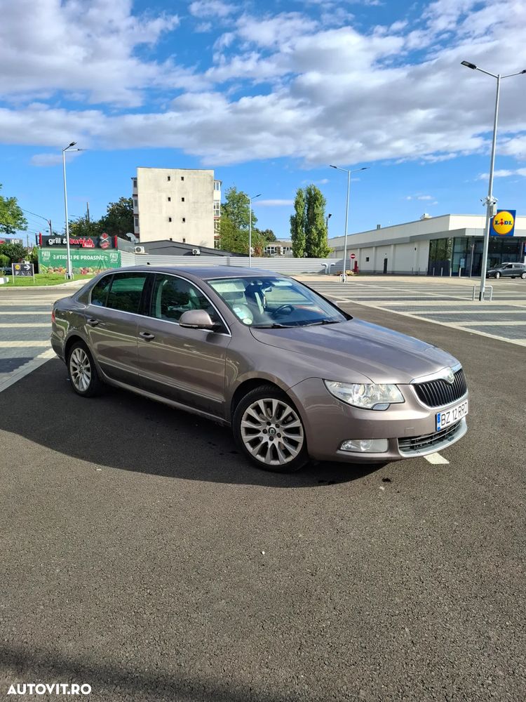 Skoda Superb 2.0 TDI DSG Elegance - 7