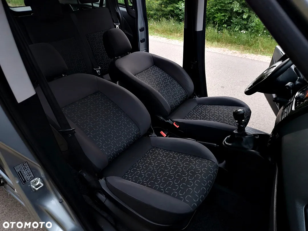 Fiat Doblo II 1.4 8V Dynamic - 38