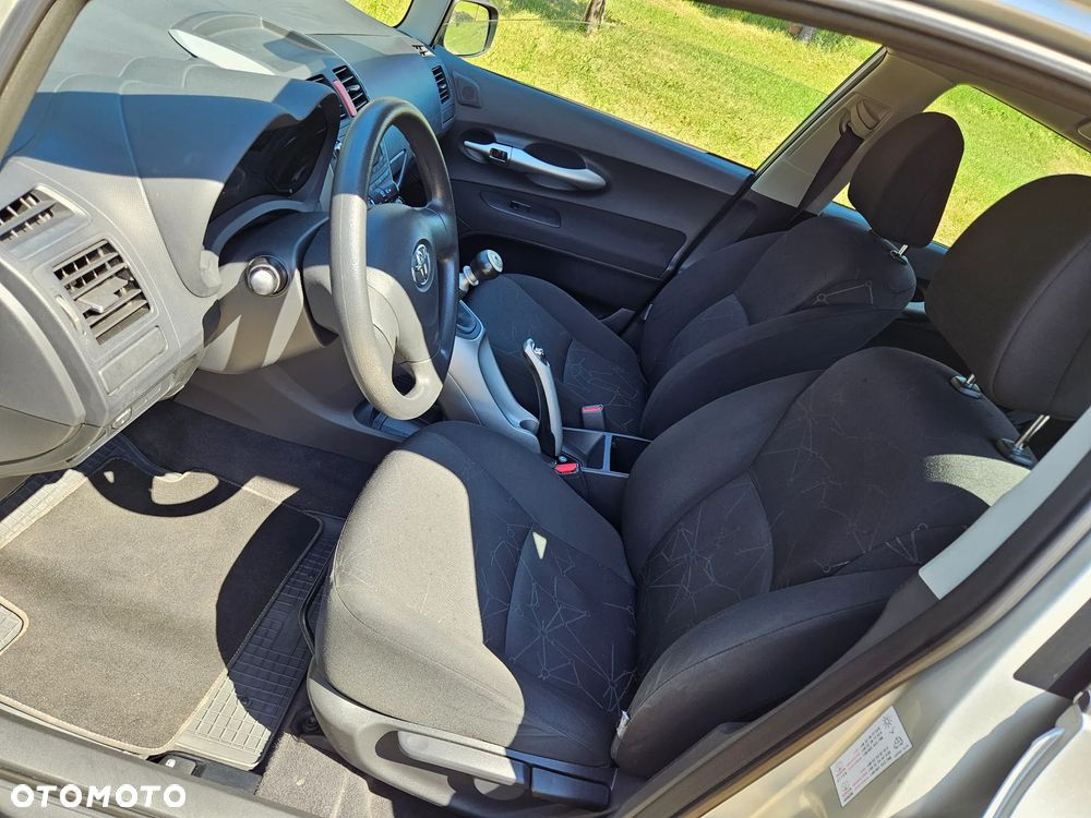 Toyota Auris 1.33 VVT-i Luna - 14