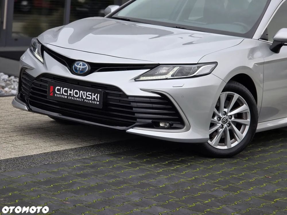 Toyota Camry 2.5 Hybrid Comfort CVT - 16