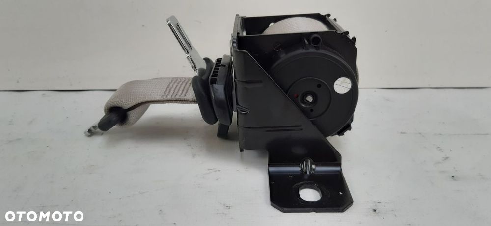 CHRYSLER PACIFICA 16- PAS BEZPIECZEŃSTWA ŚRODEK TYŁ 3 RZĄD P6EB021D2AC - 2