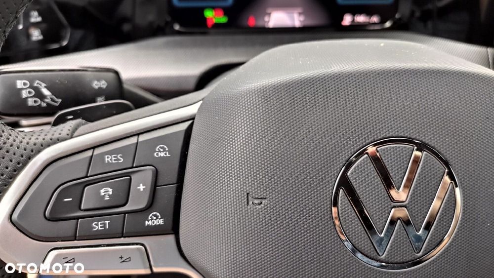 Volkswagen Golf - 15