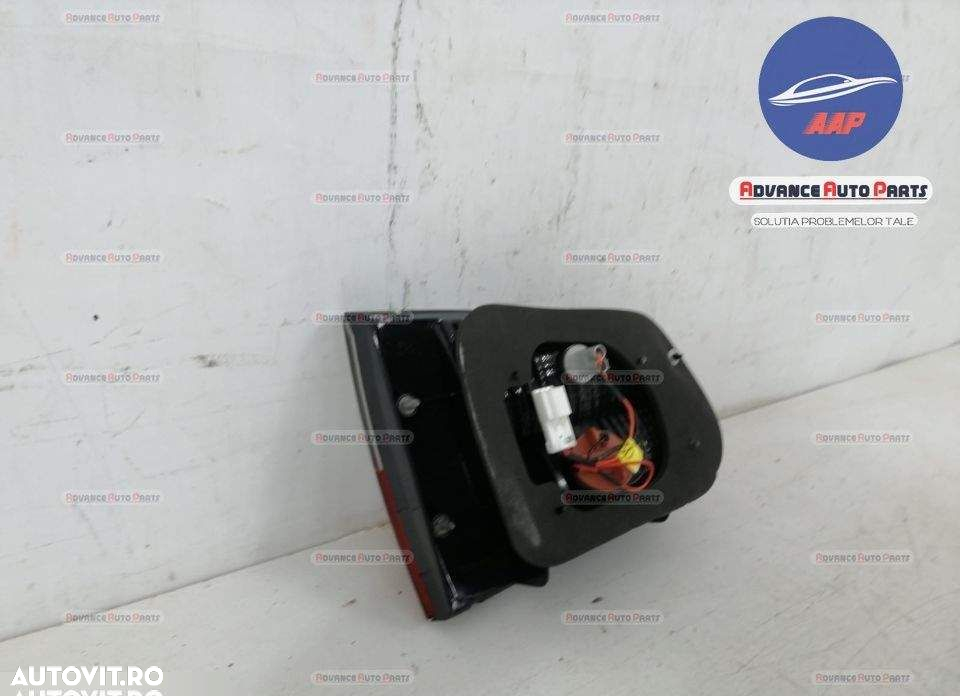Stop dreapta Haion original in stare foarte buna Hyundai  H-1  Starex - 4