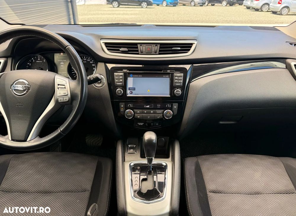 Nissan Qashqai 1.2 DIG-T Xtronic N-Connecta - 16