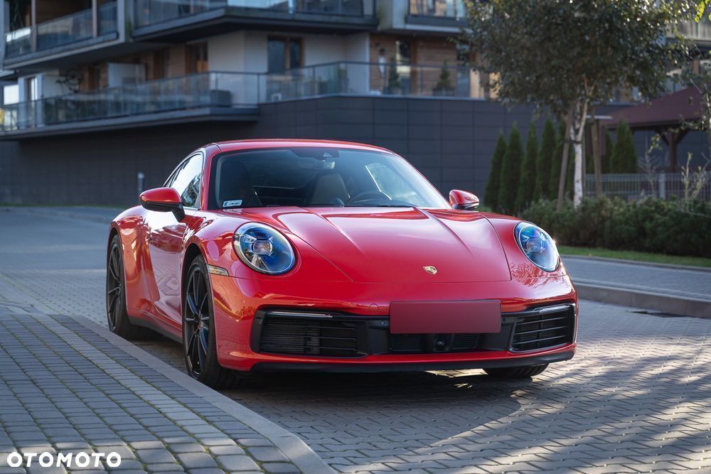 Porsche 911 Carrera 4S - 3