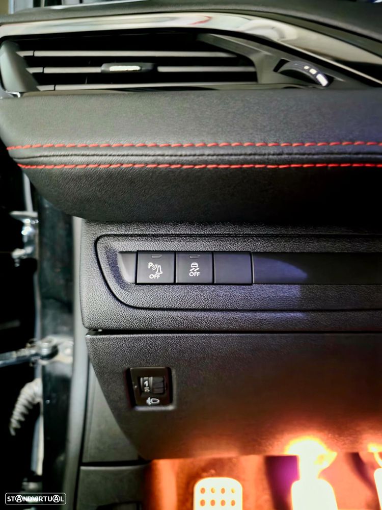Peugeot 208 GTI 200 THP - 14