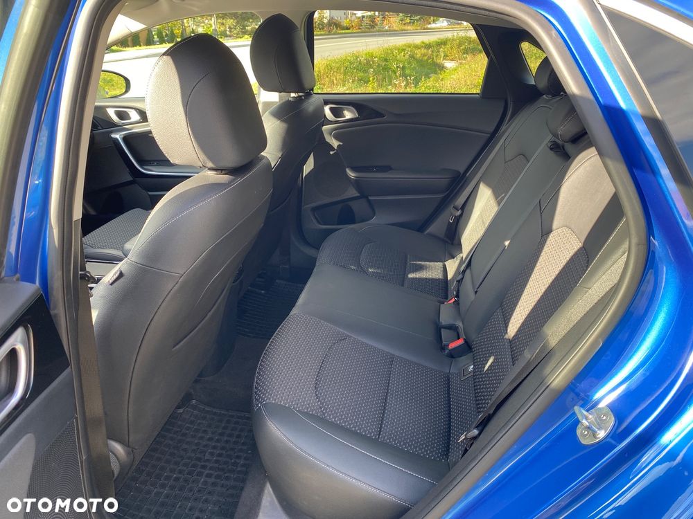 Kia Ceed - 14