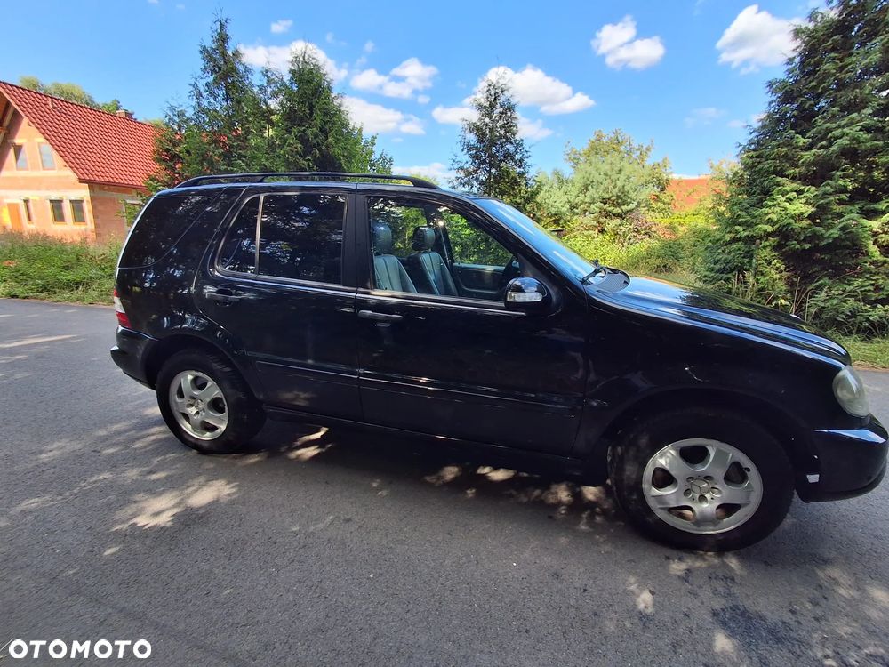 Mercedes-Benz ML - 12
