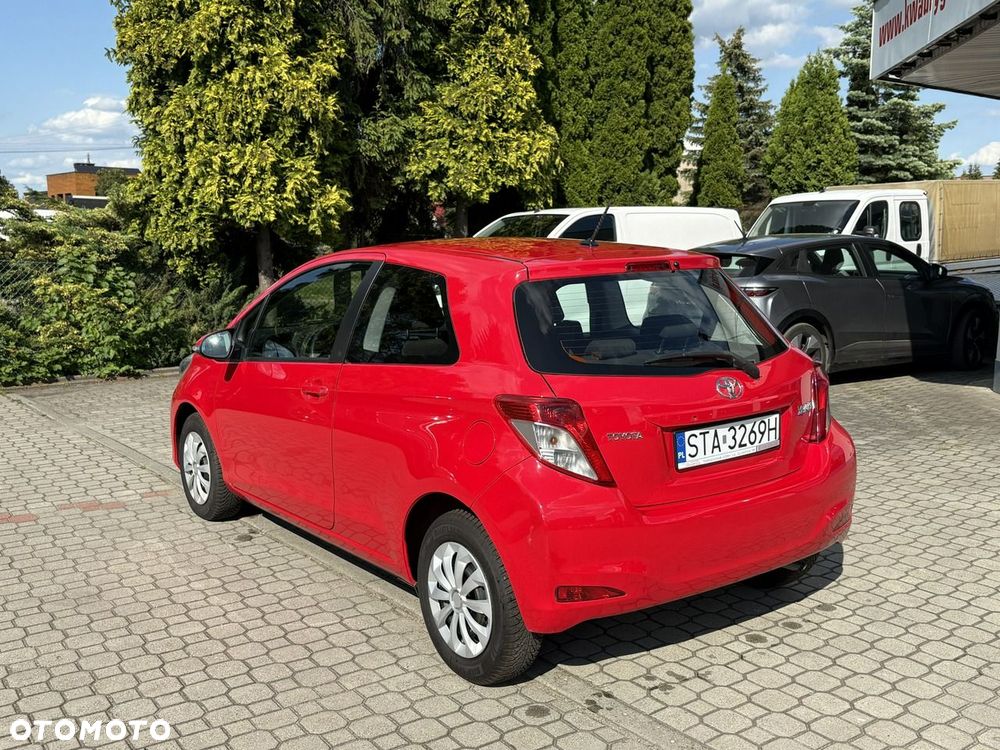 Toyota Yaris - 7