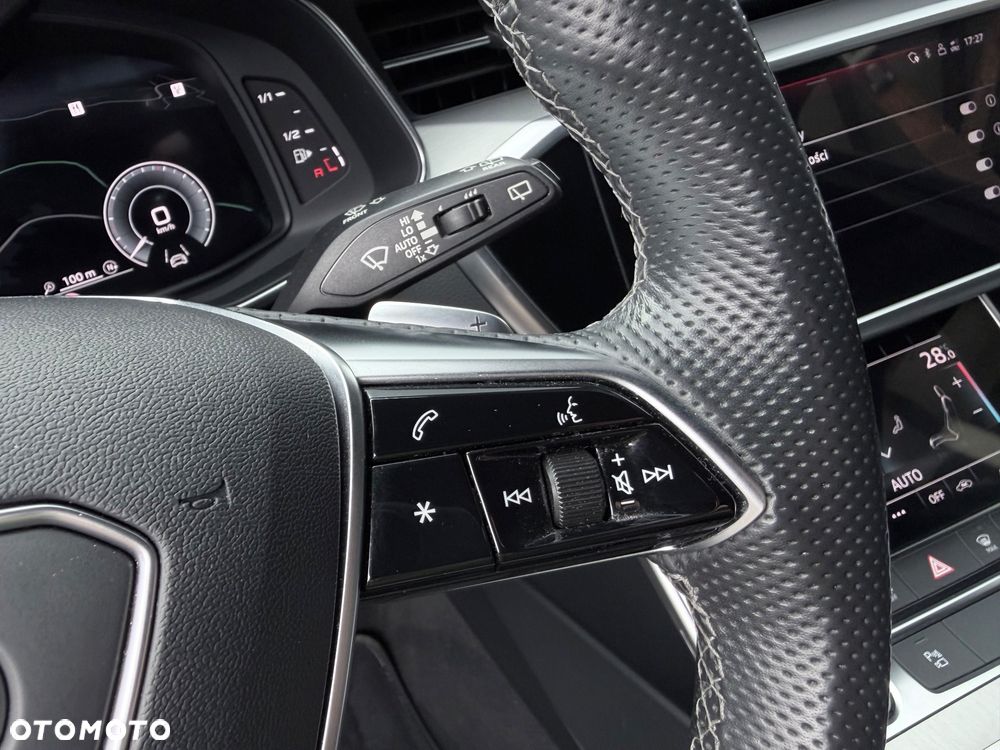 Audi A6 Avant 55 TFSI e quattro S tronic sport - 40