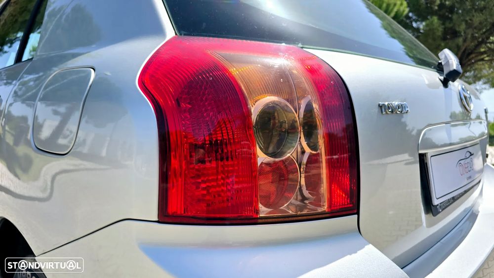 Toyota Corolla 1.4 D-4D Sol - 18