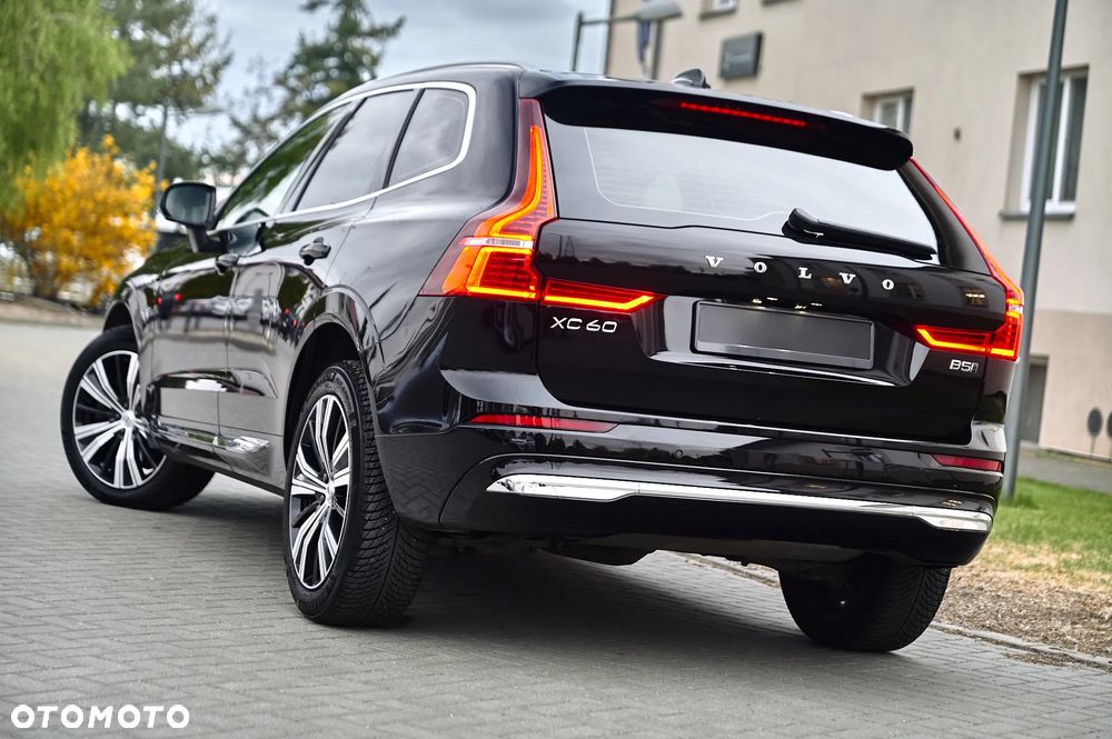 Volvo XC 60 B5 D AWD Inscription - 16