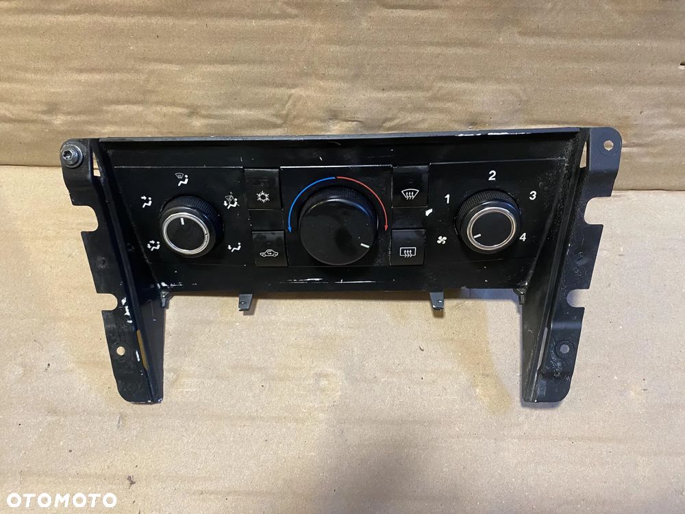 Panel nawiewu Fiat Croma II OE - 1