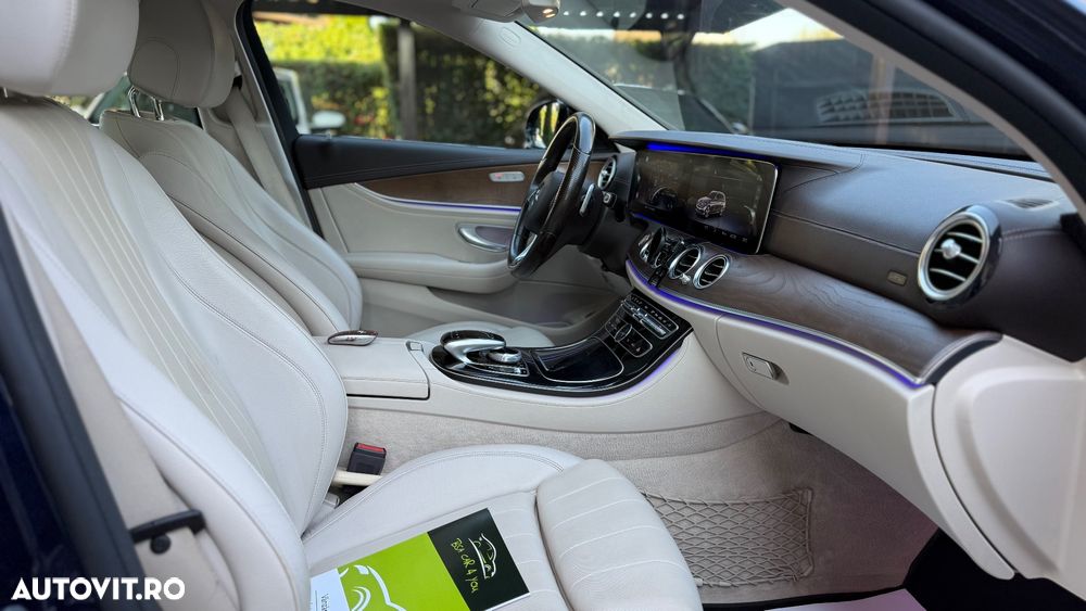 Mercedes-Benz E 220 d 4Matic T 9G-TRONIC Avantgarde - 13
