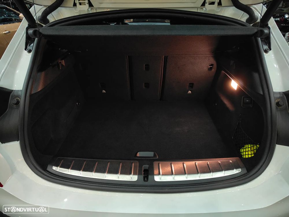 BMW X2 18 d sDrive Auto - 24