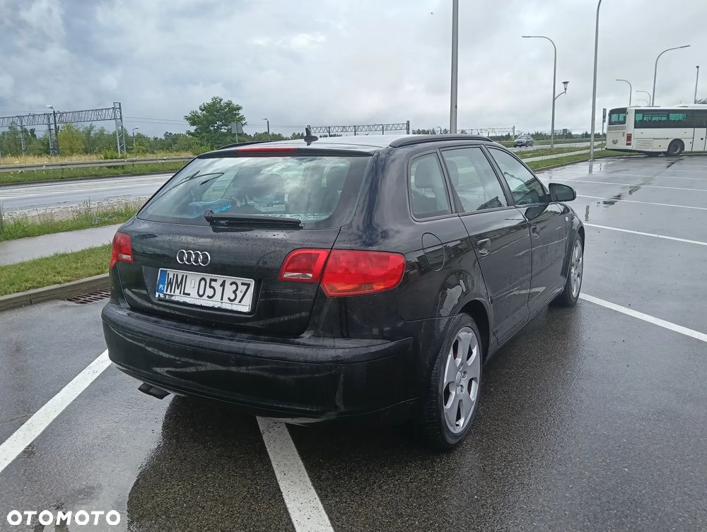 Audi A3 Sportback 2.0 TDI DPF Ambiente - 7