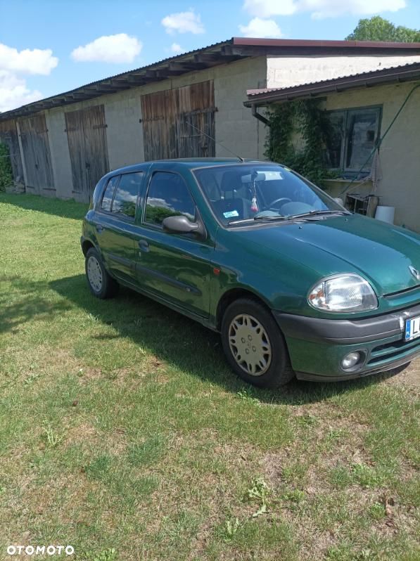 Renault Clio 1.2i RN - 2