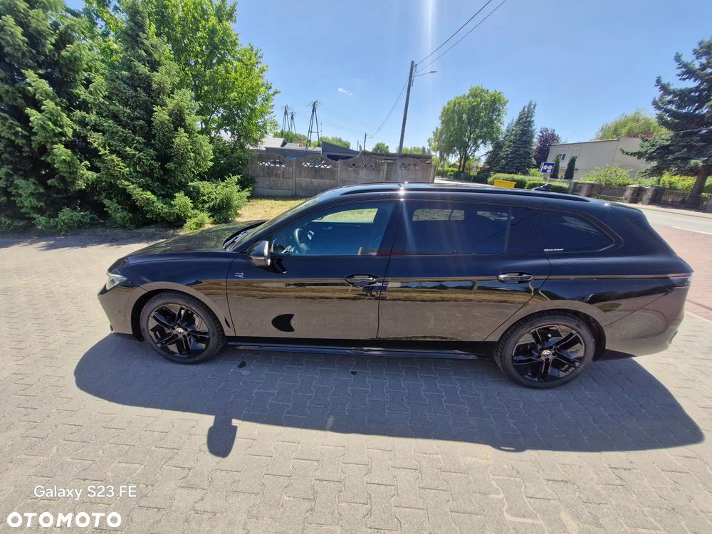 Volkswagen Passat Variant 2.0 TDI SCR DSG R-Line - 8