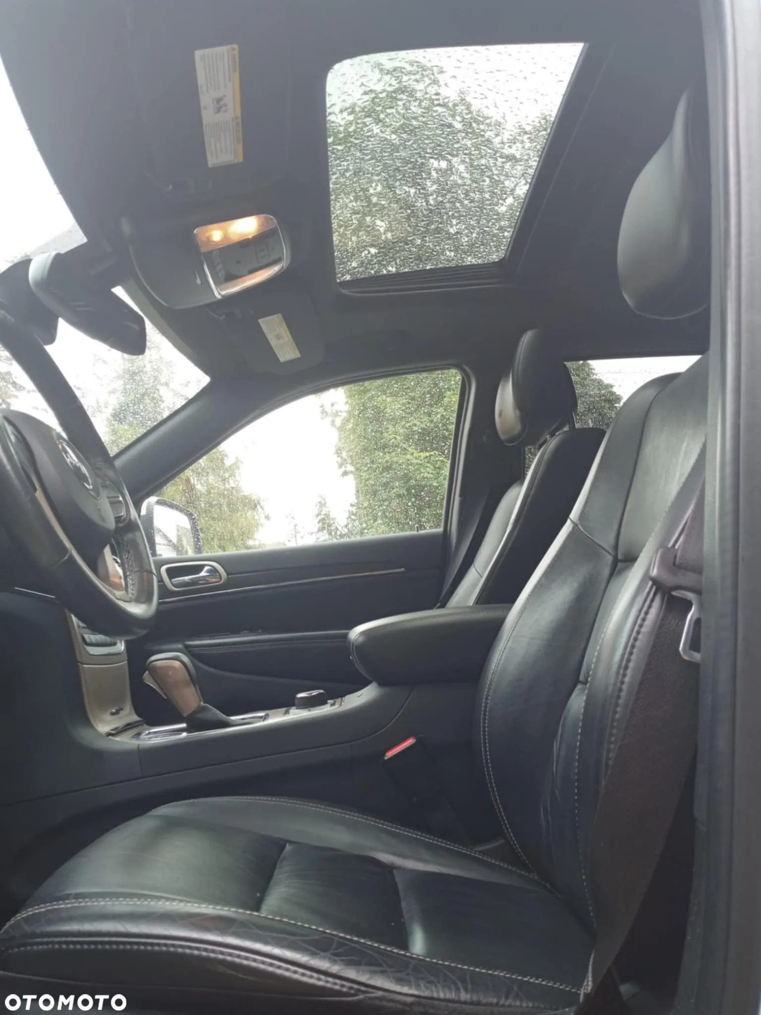 Jeep Grand Cherokee - 8