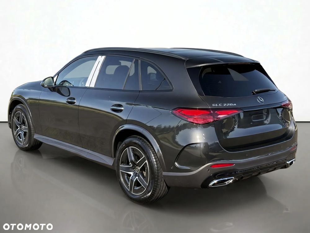 Mercedes-Benz GLC - 6